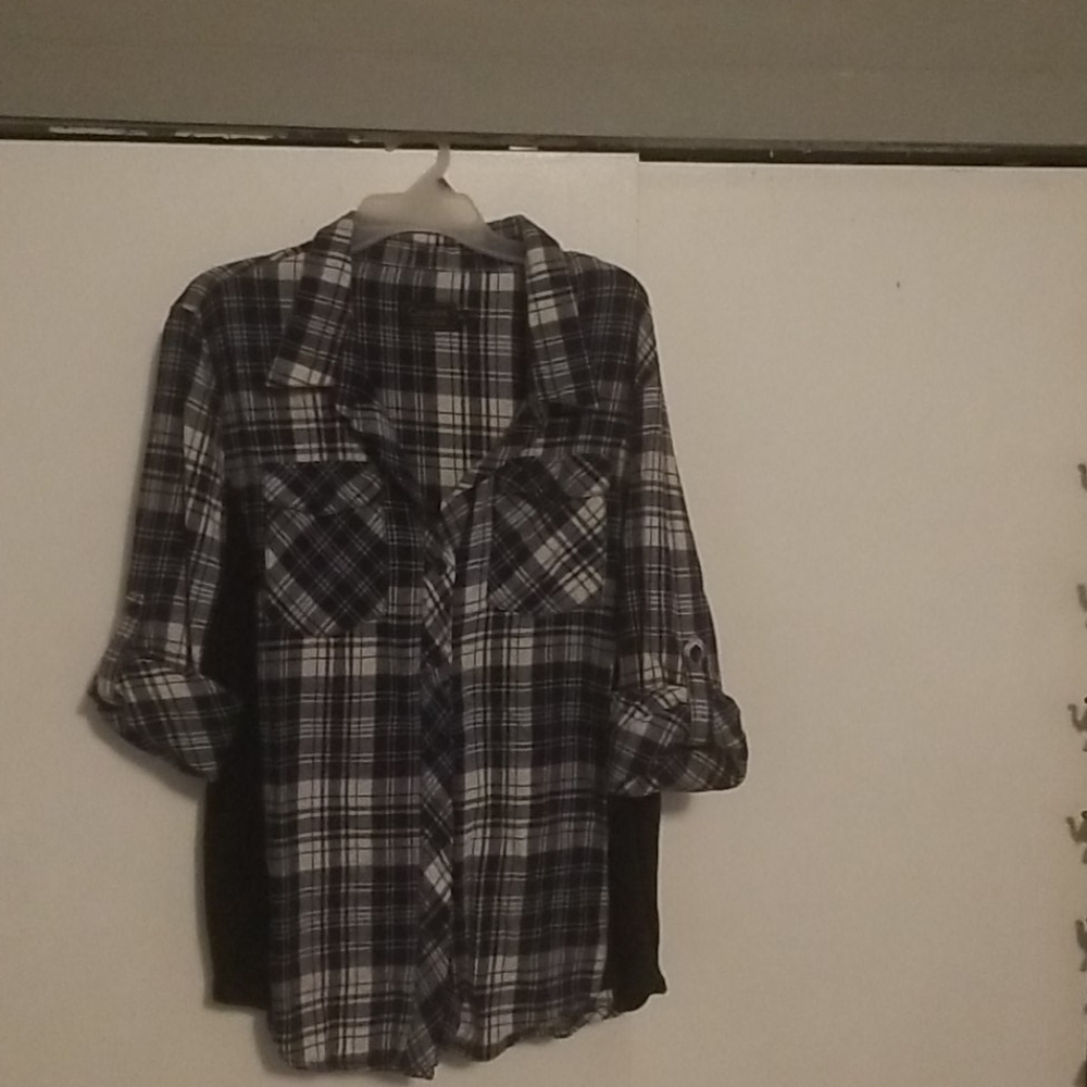 Plaid v-neck button down